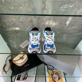 Picture of Balenciaga Shoes Women _SKUfw105928672fw